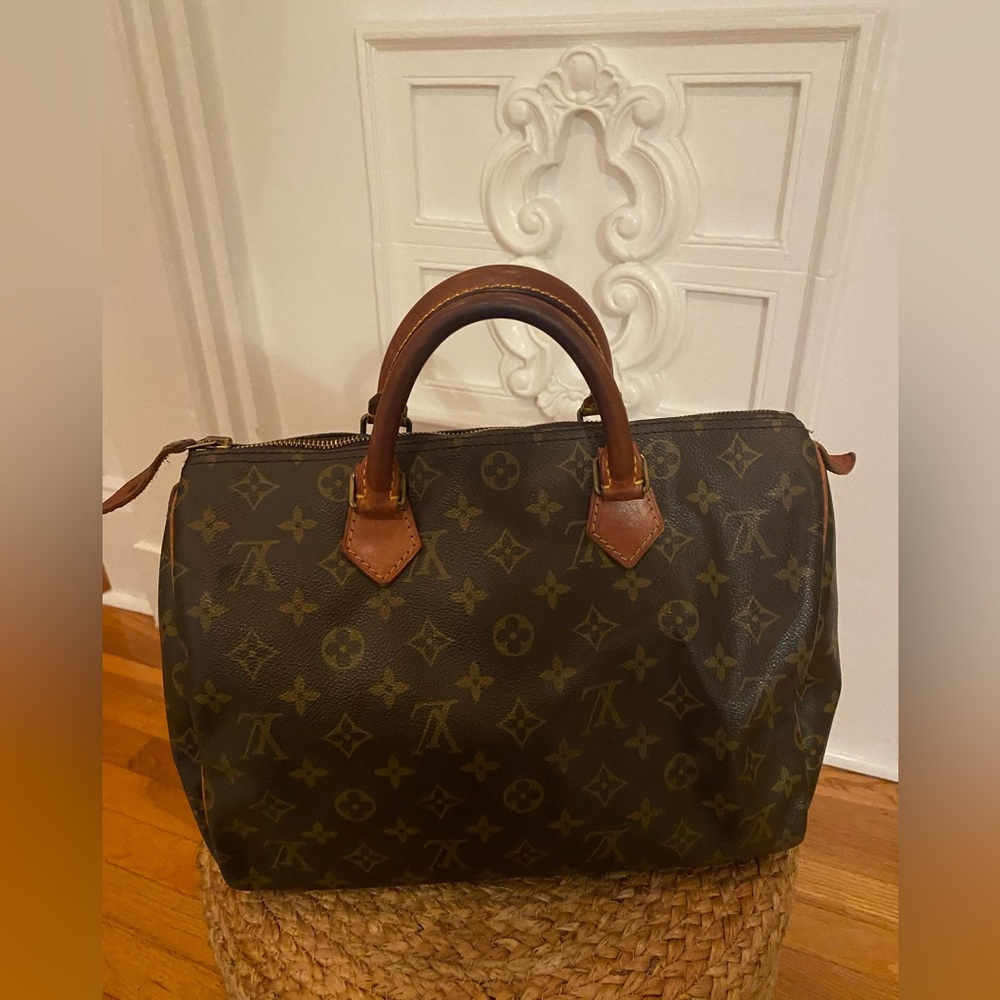 Louis Vuitton Speedy 30 Monogramme - classic, in great condition with patina